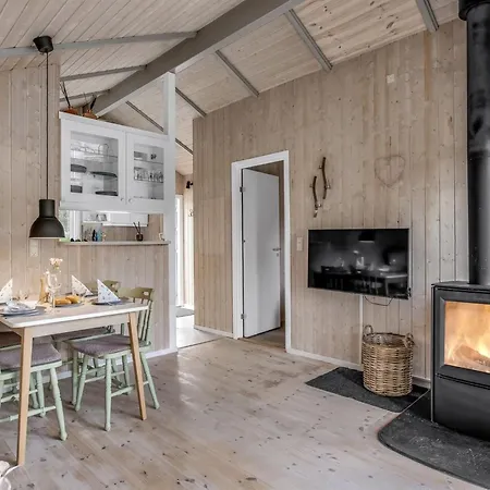 Elize - 10km From The Sea By Interhome Vakantiehuis